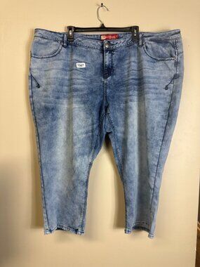apple bottoms size 28 plus size light wash cropped jeans capris back detailed po